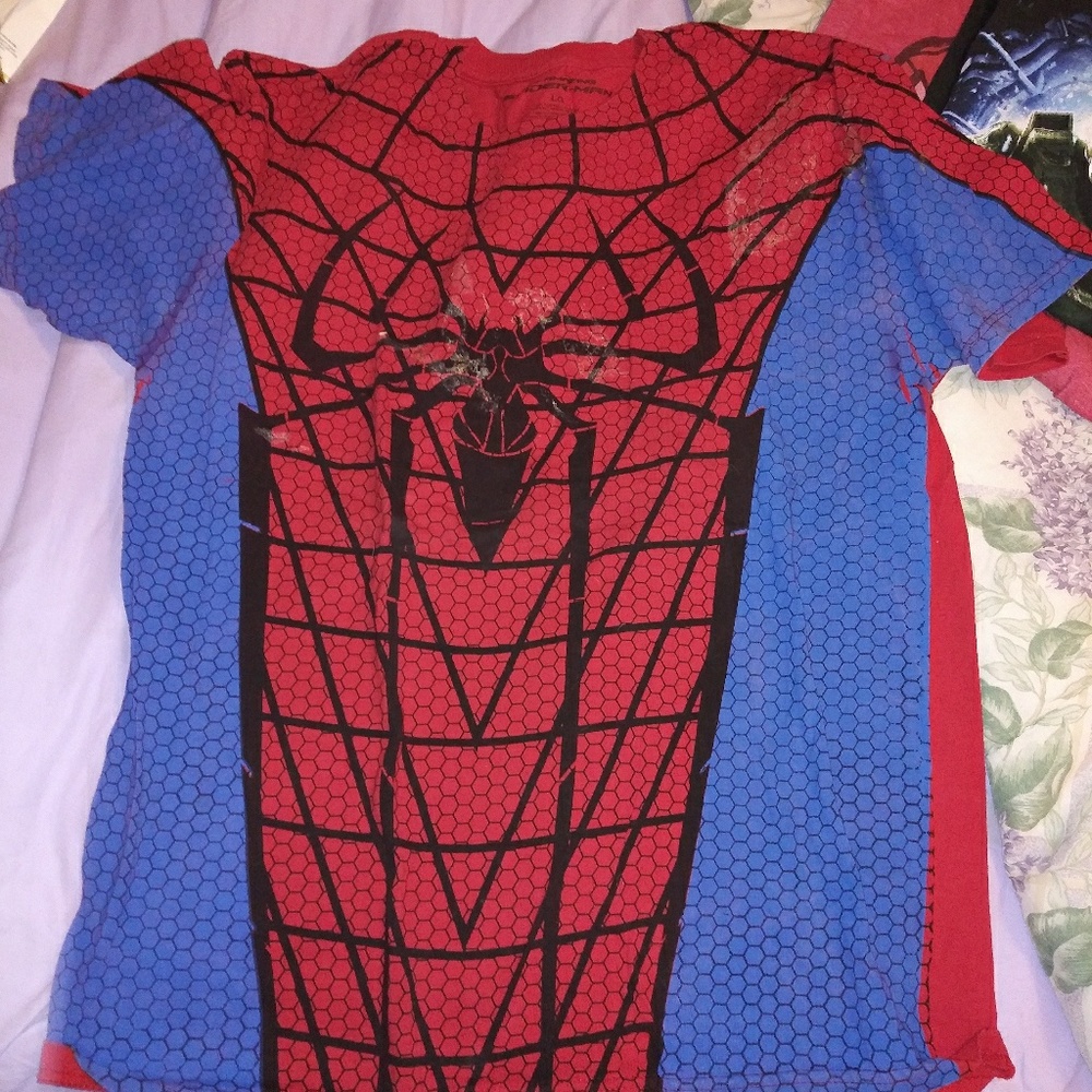 Tee shirt